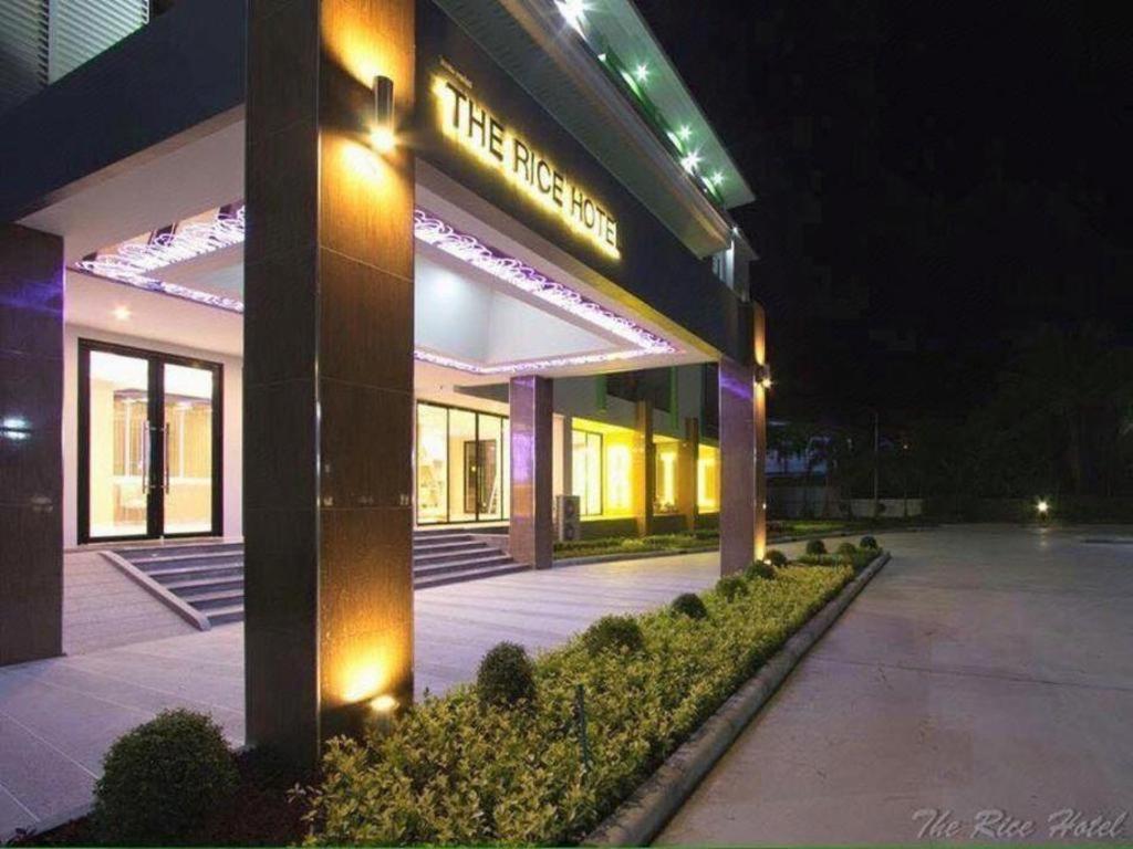 The Rice Hotel Roi Et Exteriör bild